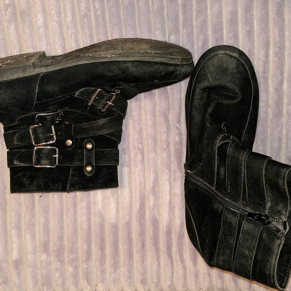 Refresh Ankle Boot - Picture 6 of 6